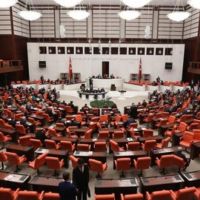 Meclis çalışmalarına 2 hafta ara verecek