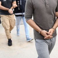 Mersin merkezli FETÖ operasyonu! 49 gözaltı!