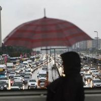 Meteoroloji İstanbul'da yağmur için saat verdi