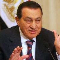 Mısır'ın devrik lideri Hüsnü Mübarek hayatını kaybetti
