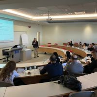 Mplus Academy mezunlarına ‘İş'te Kendin: Kendini Yönetme Sanatı' eğitimi