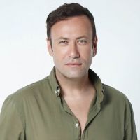 ÖZGÜR ARAS'IN KİTABI YENi BASKISINI TITANIC LUXURY COLLECTION BODRUM'DA KUTLADI