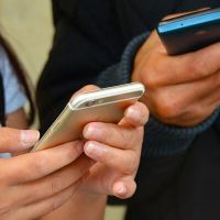'Online' yaşayan bireyde kimlik çatışması artıyor
