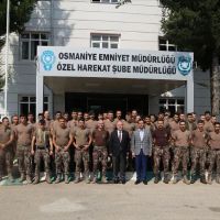 Osmaniye'den özel harekat polisleri Hakkari'ye uğurlandı