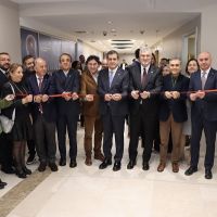 Parkinson'dan beyin pili ile kurtuldular: Atlas Üniversitesi Nöromodülasyon Merkezi törenl