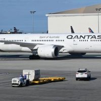 Qantas'tan 19 saatlik uçuş denemesi