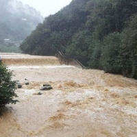 Rize'de yağış nedeniyle evler boşaltılıyor