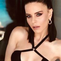 Simge, akustik konserlere başlıyor!