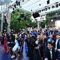 Tarabya İngiliz Okulları'nın Mezuniyet Galası Diplomasi, Eğitim, Sanat Dünyası Buluşturdu