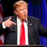 Trump'tan İran'a askeri operasyon sinyali