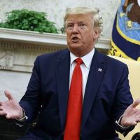 Trump'tan FED'e ağır eleştiri