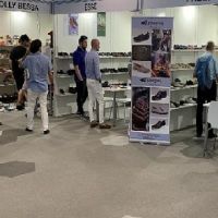 Türk ayakkabı ve saraciye ihracatçıları İtalya'da şova hazırlanıyor