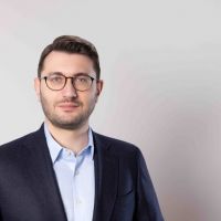 Üretken yapay zekâ finans sektöründe yazılım geliştirmede hız eşiğini geçti