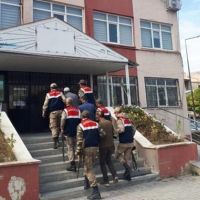Van'da şafak operasyonu: 10 kişi tutuklandı