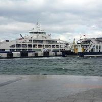 Vapur seferlerine fırtına engeli
