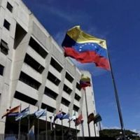 Venezuela sınırında "insani yardım" konseri
