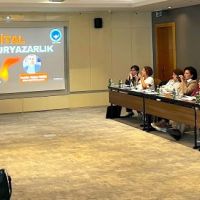 YAPAY ZEKA ÇAĞINDA KADINLAR İÇİN DİJİTAL OKURYAZARLIK