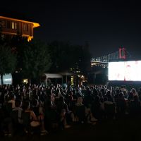 Yaz Akşamı Nostaljisi: Feriye'de Açık Hava Sinemaları Başlıyor!