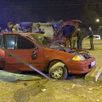 Otomobil ile zırhlı polis aracı çarpıştı! 4 yaralı