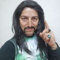 Komedyen İsmail Baki Tuncer'den çocuklara Barış Manço taklidiyle "maske" uyarısı