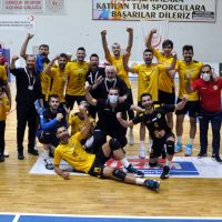 Voleybol: AXA Sigorta Efeler Ligi