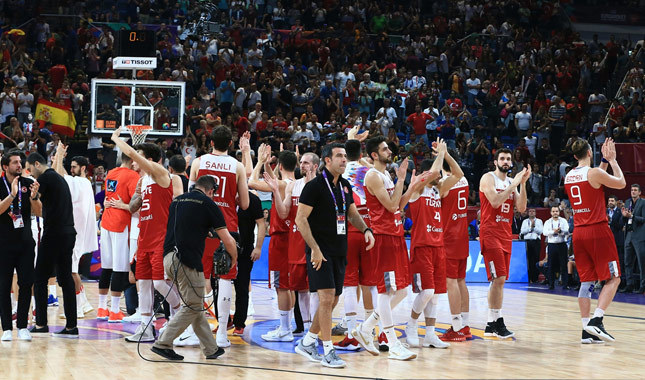 Türkiye 56-73 İspanya (Maç Özeti)