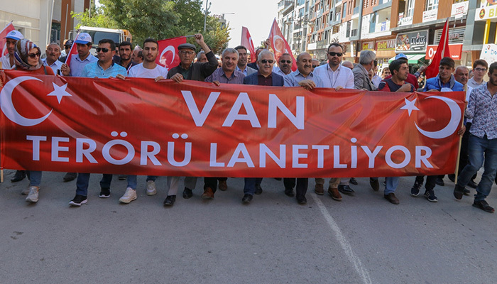 12 ilde PKK'ya karşı yürüyüş yapıldı