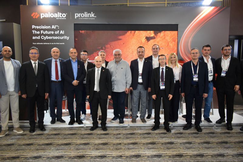 13. Kamu Bilişim Zirvesi'nde yapay zekâ, siber güvenlik, bulut bilişim ve 5G ele alındı