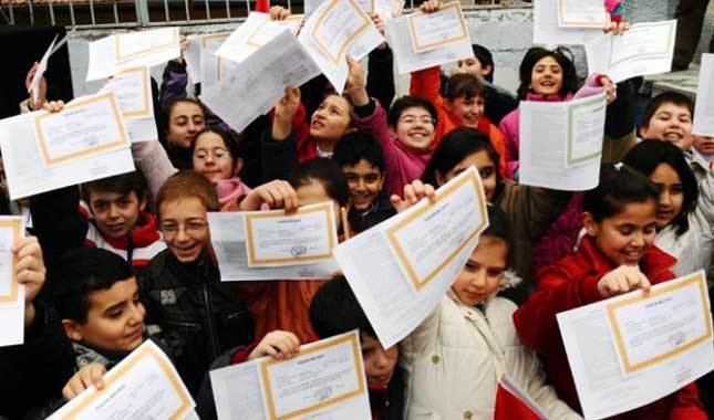 15 tatil ne zaman başlayacak - Okullar ne zaman kapanıyor - Karneler ne zaman alınacak - Sömestr tatili başlangıç bitiş