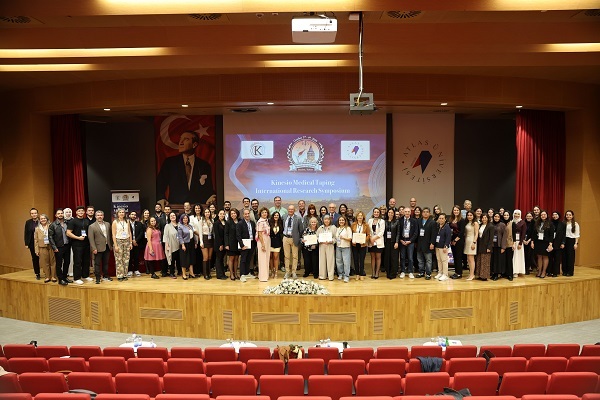 33. Kinezyo Medikal Bantlama Araştırma Sempozyumu Atlas Üniversitesi'nde gerçekleşti