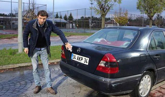 '34 AKP 34' plakalı aracı 500 bin TL'ye satışa çıkardı