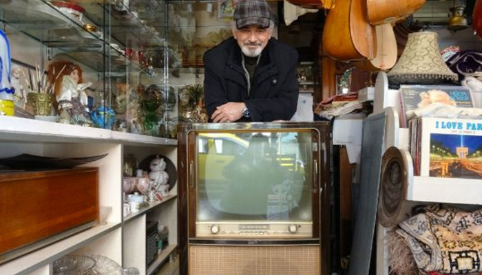 57 yıllık televizyonun fiyatı dudak uçuklattı!