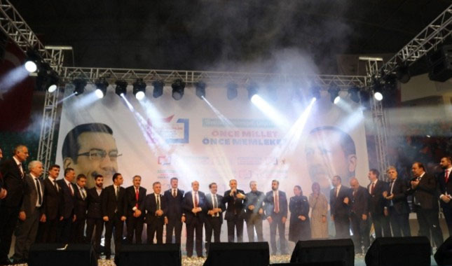 AK Parti Diyarbakır'da belediye başkan adaylarını açıkladı