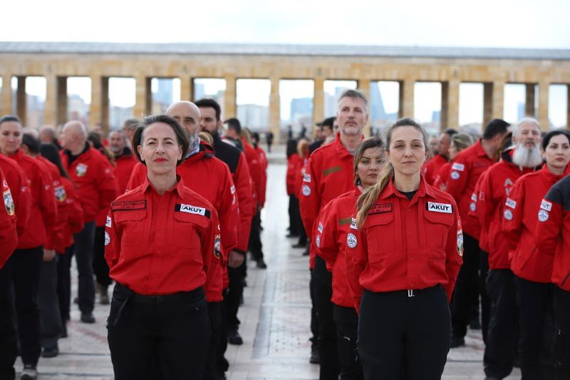 AKUT gönüllüsü kadınlar, azim ve kararlılığıyla arama kurtarmanın öncüsü oluyor