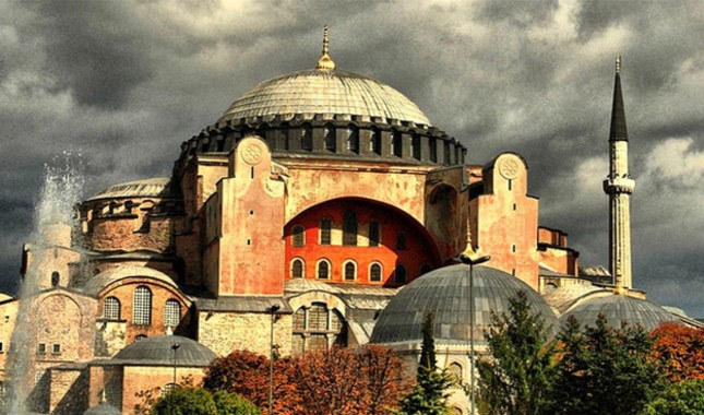 AYM Ayasofya'da namaz talebini kabul etmedi
