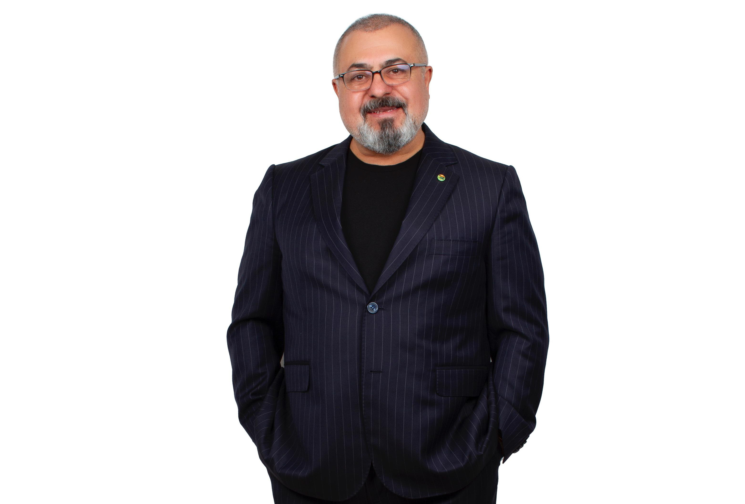 Abdurrahman Delen'den Yapay Zeka Destekli Klip: “Ne Haldeyim” Yayında!