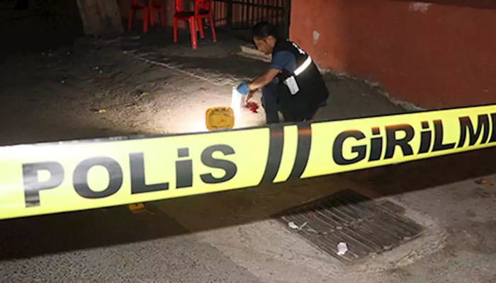 Adana'da sokak ortasında dehşet olay!