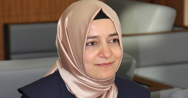Aile ve Sosyal Politikalar Bakanı Fatma Betül Sayan Kaya kimdir, kocası kim, nereli?