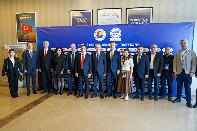 Akıllı KOBİ Dijital Dönüşüm Konferansı Denizli'de KOBİ'leri Geleceğe Taşıyor