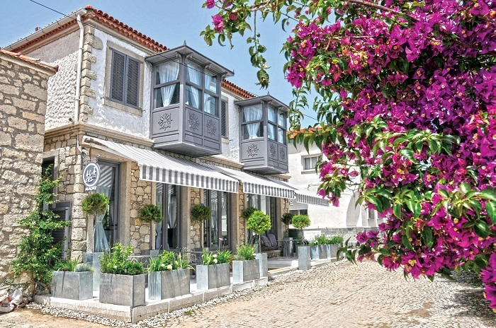 Alaçatı'nın Alâ'sı sezonu açtı