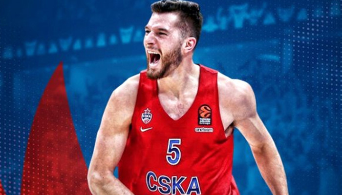 Alec Peters Anadolu Efes'te