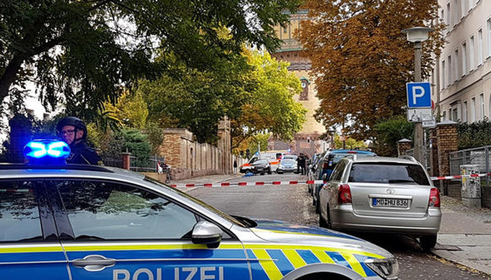 Almanya'da sinagoga saldırı: 2 ölü