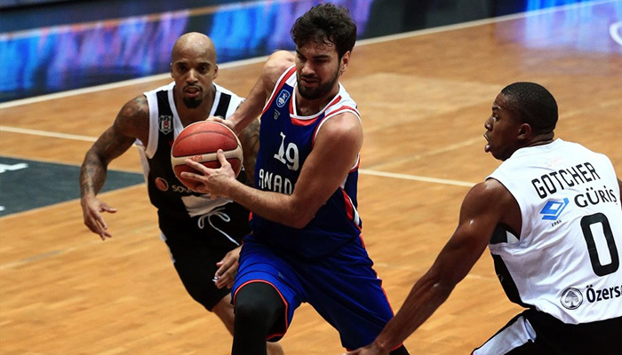 Anadolu Efes, Beşiktaş karşısında rahat