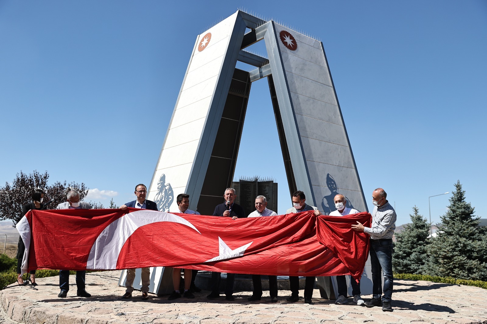 Anadolu OSB'den coşkulu Zafer kutlamaları