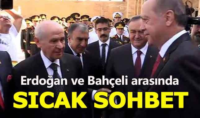 Anıtkabir'de Erdoğan ve Bahçeli arasında samimi sohbet