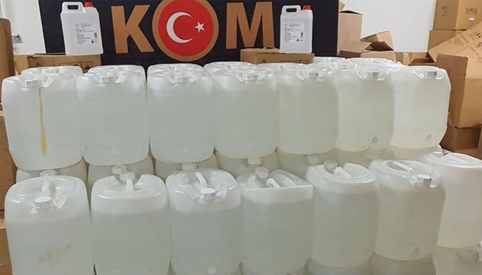 Ankara'da 2 bin 280 litre etil alkol ele geçirildi
