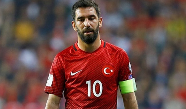 Arda Turan Milli Takım'a geri döndü