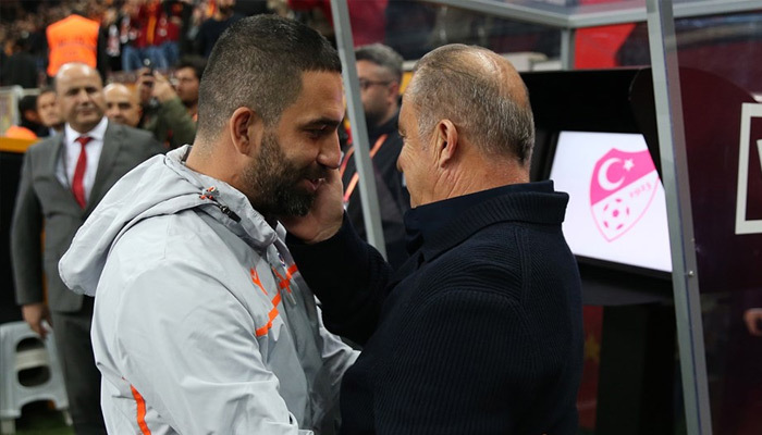 Arda Turan'dan 'aslan kral' paylaşımı