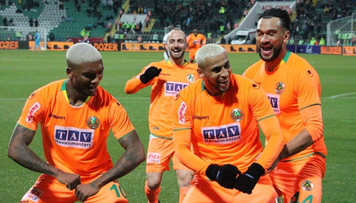 Aytemiz Alanyaspor'dan Denizli'ye gol yağmuru