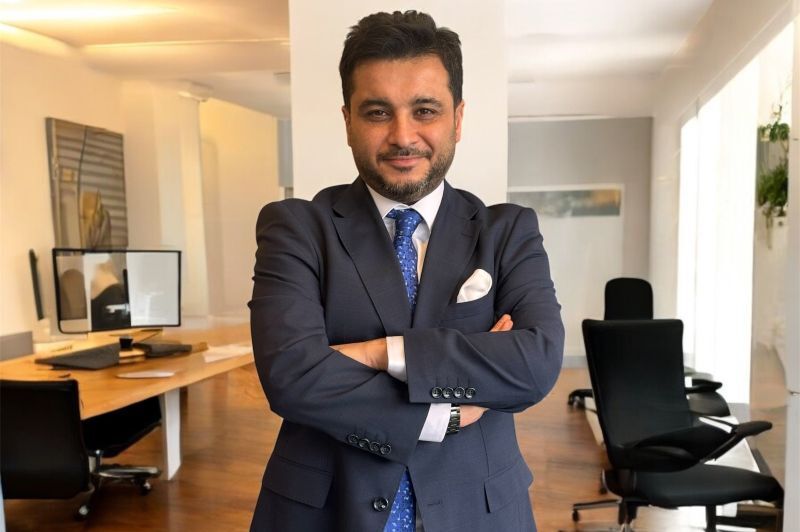 BEYAZ YAKANIN 2027 ROTASI: İSTİKRAR, VERİMLİLİK VE YAPAY ZEKA